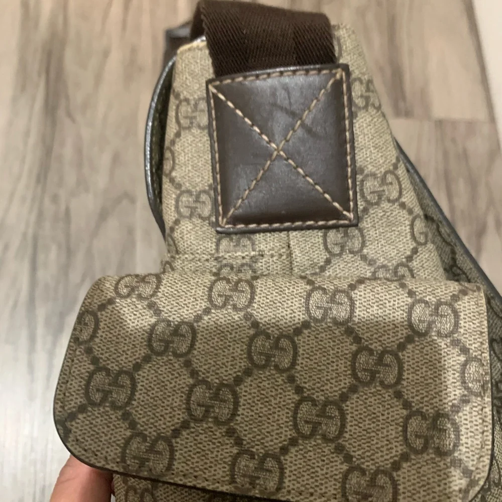 Gucci Beige GG Supreme Canvas Kids Messenger Bag with Brown Trim